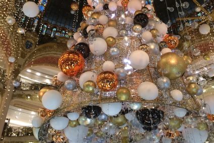 Les illuminations à Paris comme si vous y étiez Les illuminations à Paris comme si vous y étiez