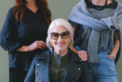 Conseils pour bien s’habiller après 50 ans