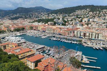 Tarifs des EHPAD à Nice : comment choisir l’établissement adapté sans dépasser son budget ?