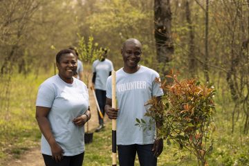 Solidarité : Le bénévolat des séniors au cœur de la communauté Solidarité : Le bénévolat des séniors au cœur de la communauté