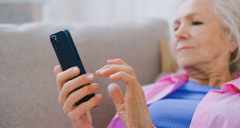 Voyage : ne laissez pas votre téléphone ruiner vos vacances